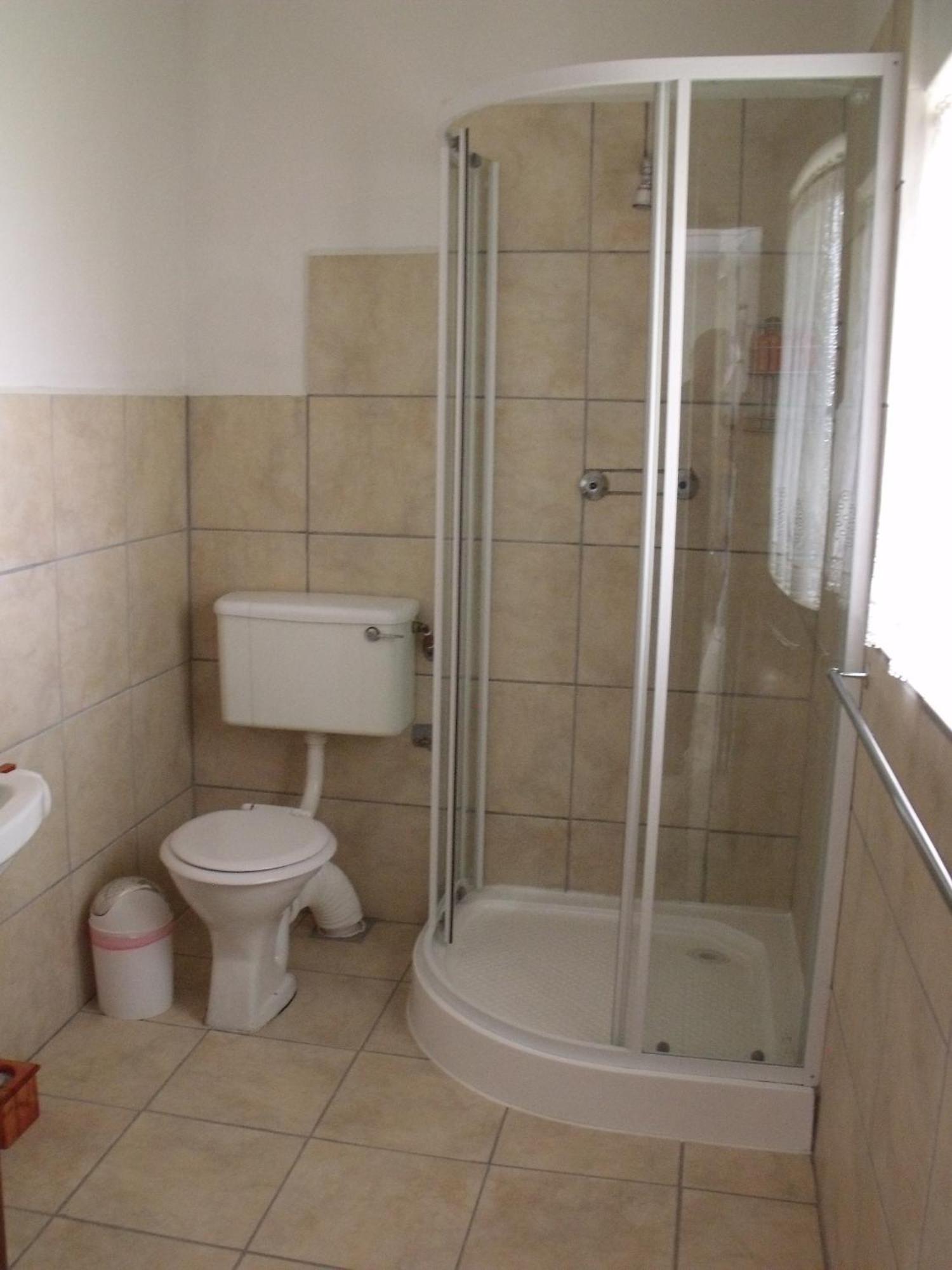 Bisibee Guest House Oudtshoorn Esterno foto